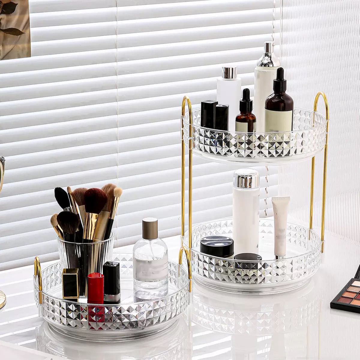 1개/고급 화장품 보관함 데스크탑 회전식 화장대 정리함 - Luxury Skincare & Spa Photos 리뷰 및 가격